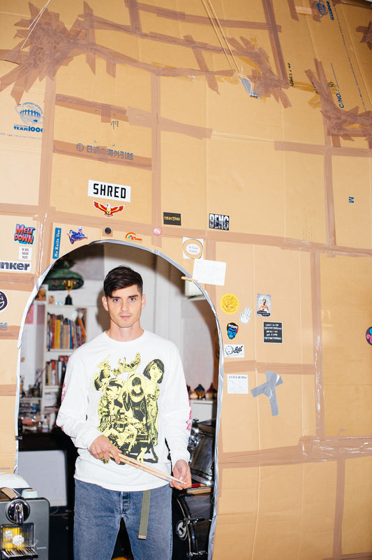 Inside The New Shopping Bag – Mick Johan