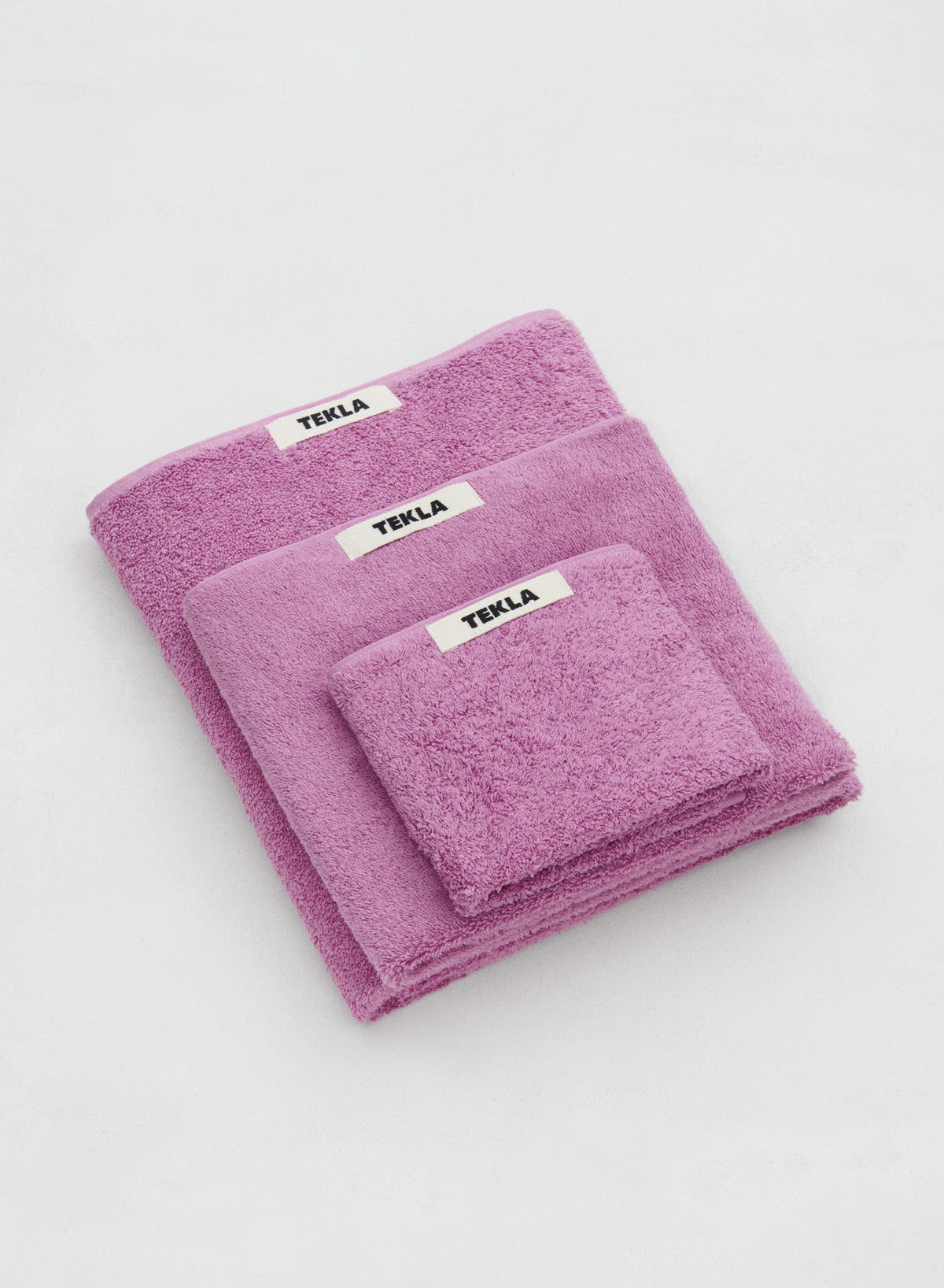 Bath Towel, Magenta - Tekla