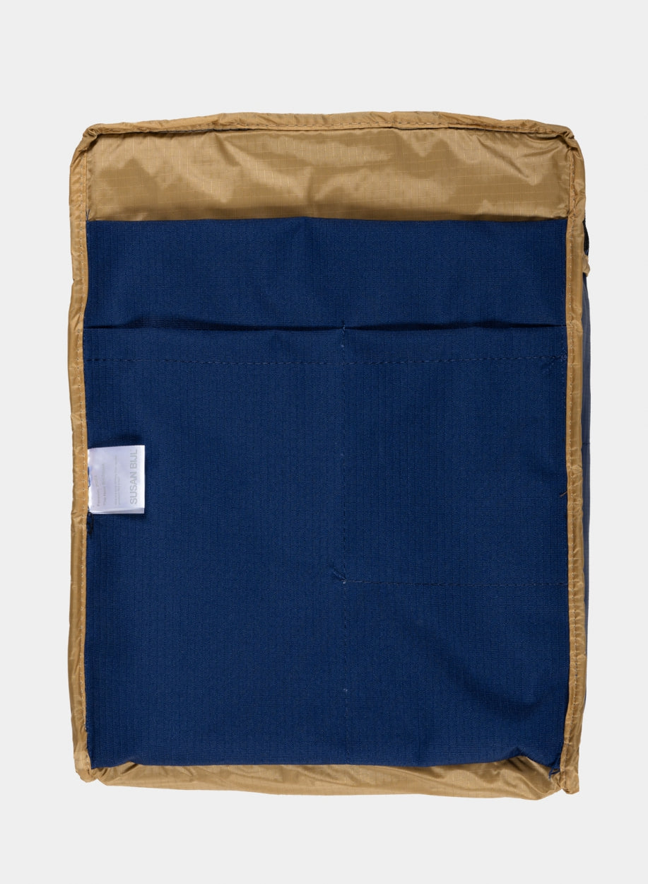 The New Backpack Navy & Camel