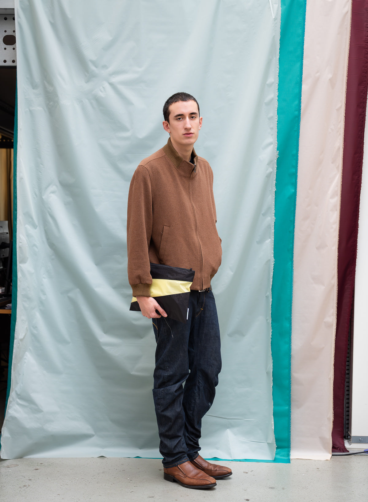 The New Pouch Black & Joy Large