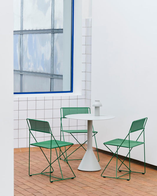 Palissade Cone Table Round 70, Sky Grey - HAY