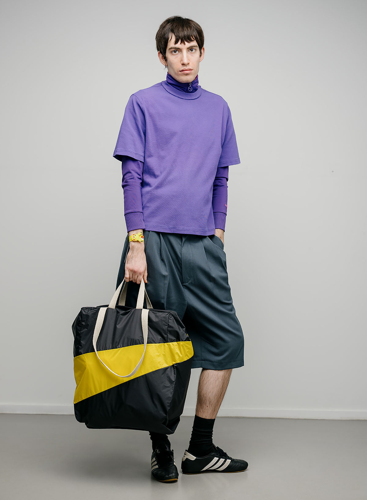 The New Stash Bag Black & Sunflower Large