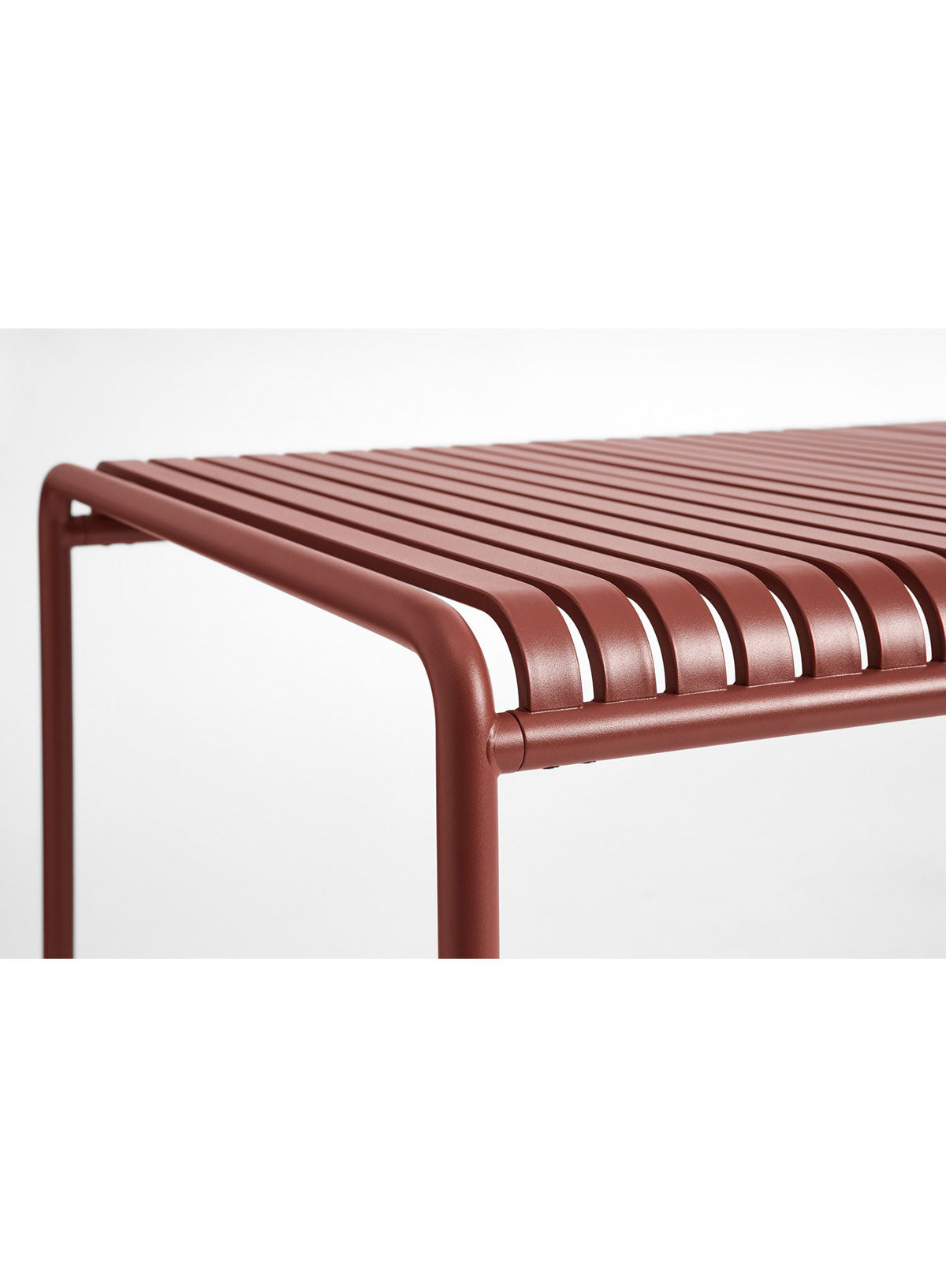 Palissade Table, Iron Red 220 - HAY