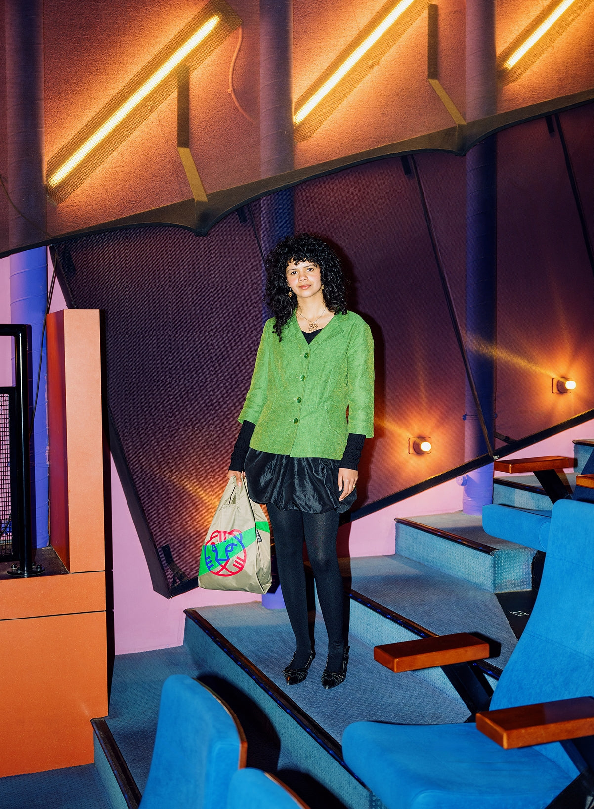 The New Shopping Bag Clay & Greenscreen Tiger Medium