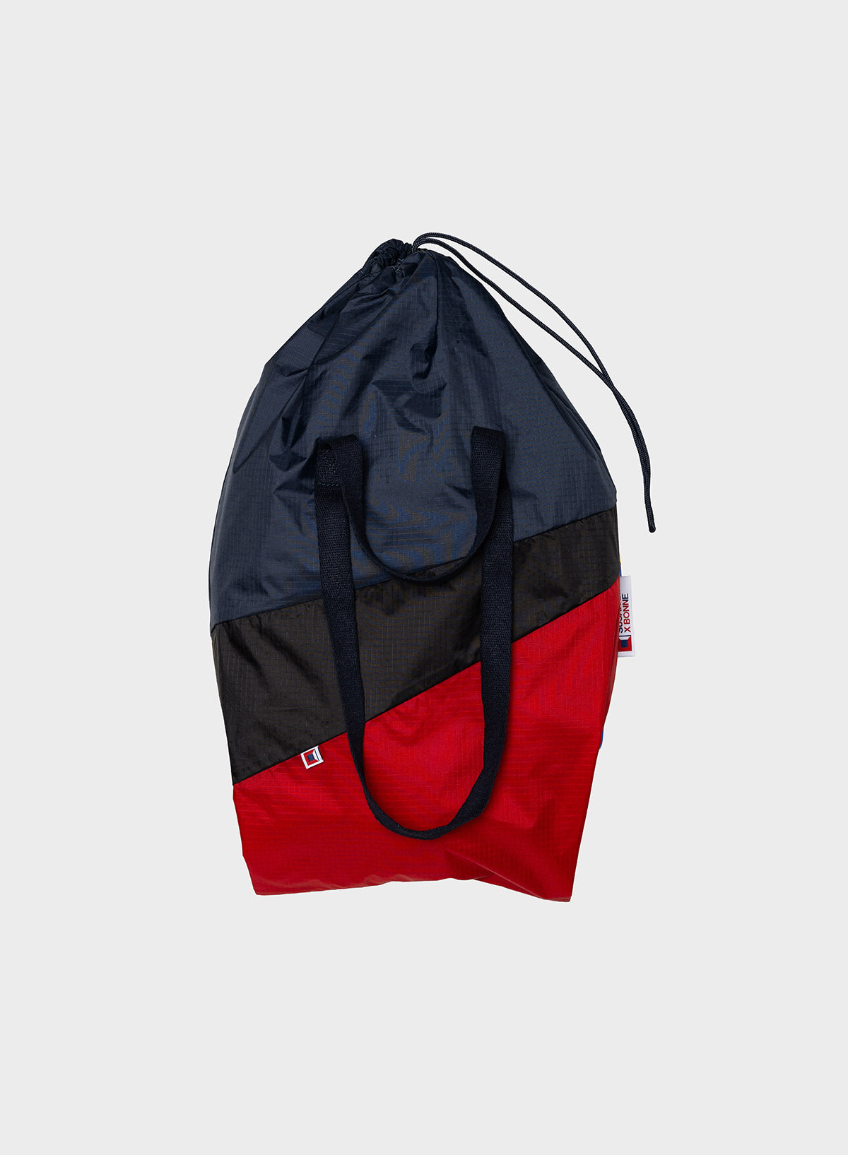 The New Trash Bag – SUSAN BIJL
