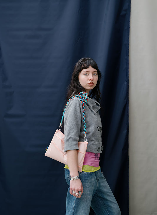 The New Pouch Mono Tone Medium