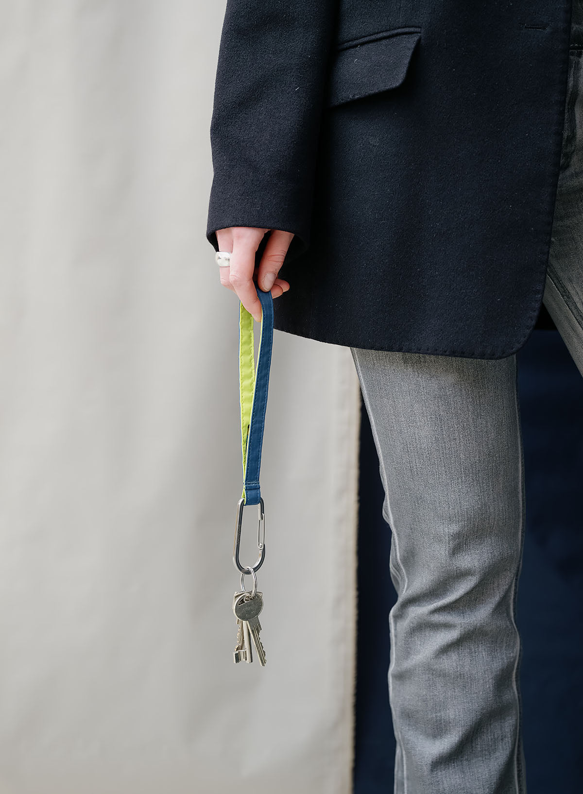 The New Keychain Dark Petrol & Fluo Yellow