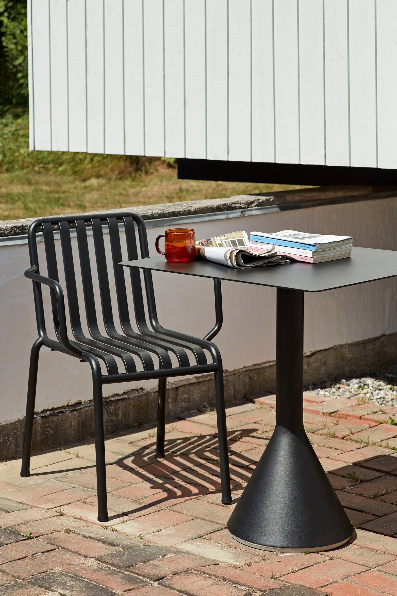Palissade Cone Table Square 65, Anthracite - HAY