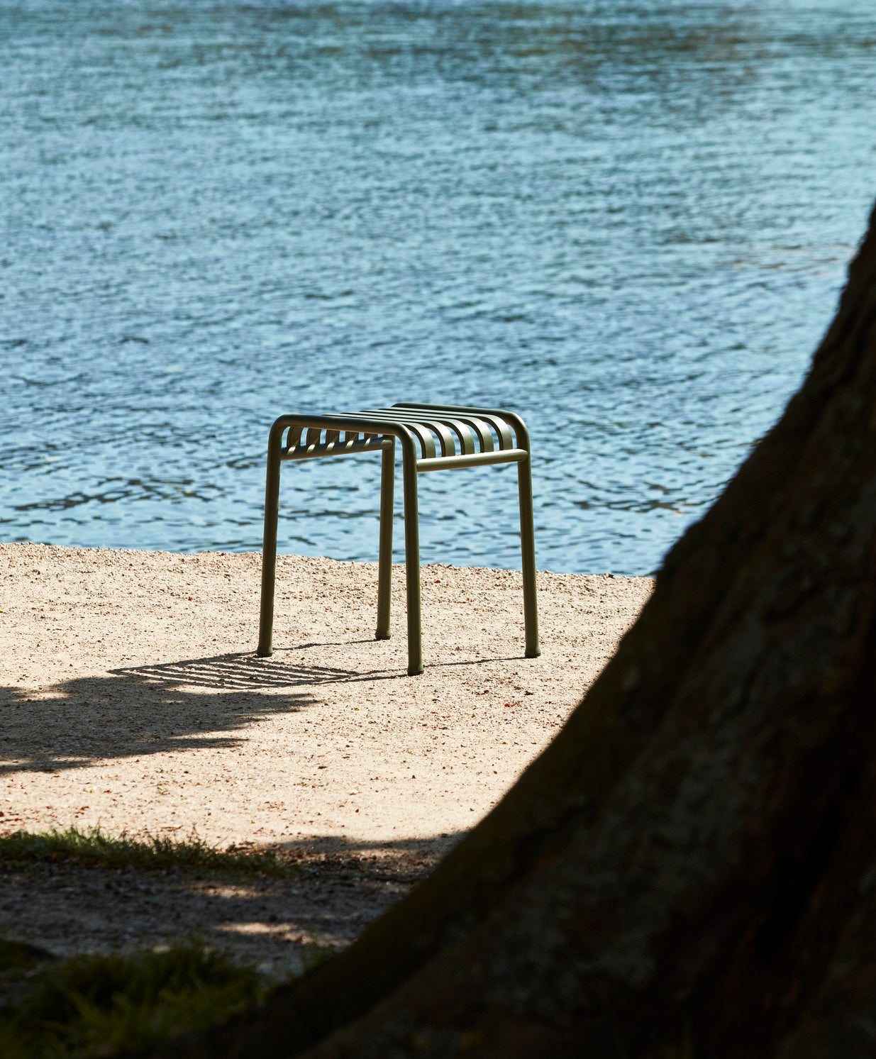 Palissade Stool, Olive - HAY