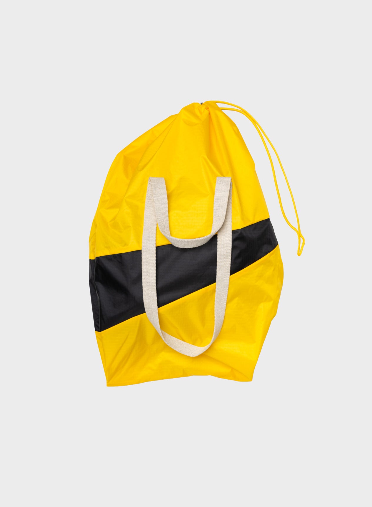 The New Trash Bag – SUSAN BIJL