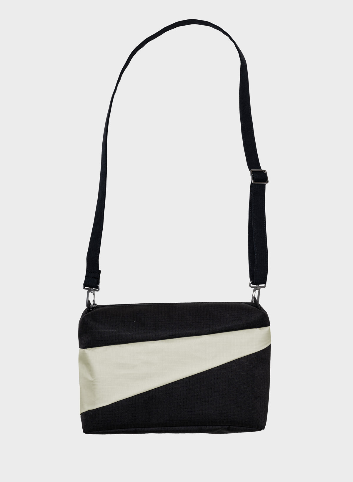 The New Bum Bag Black & Cloud Medium