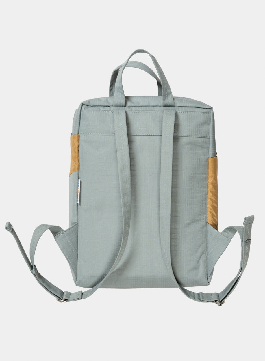 The New Backpack Grey & Camel