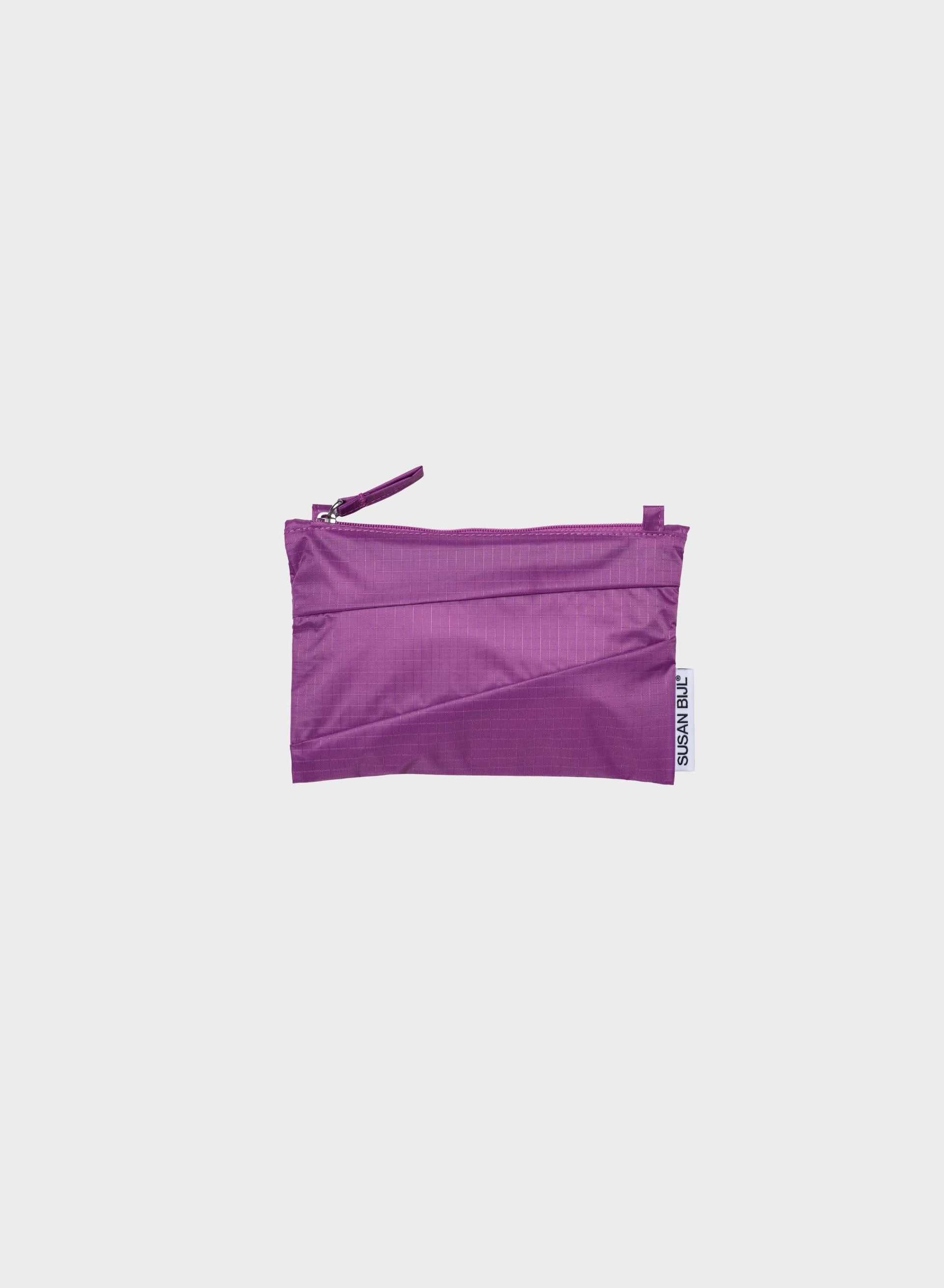 The New Pouch Echo Small
