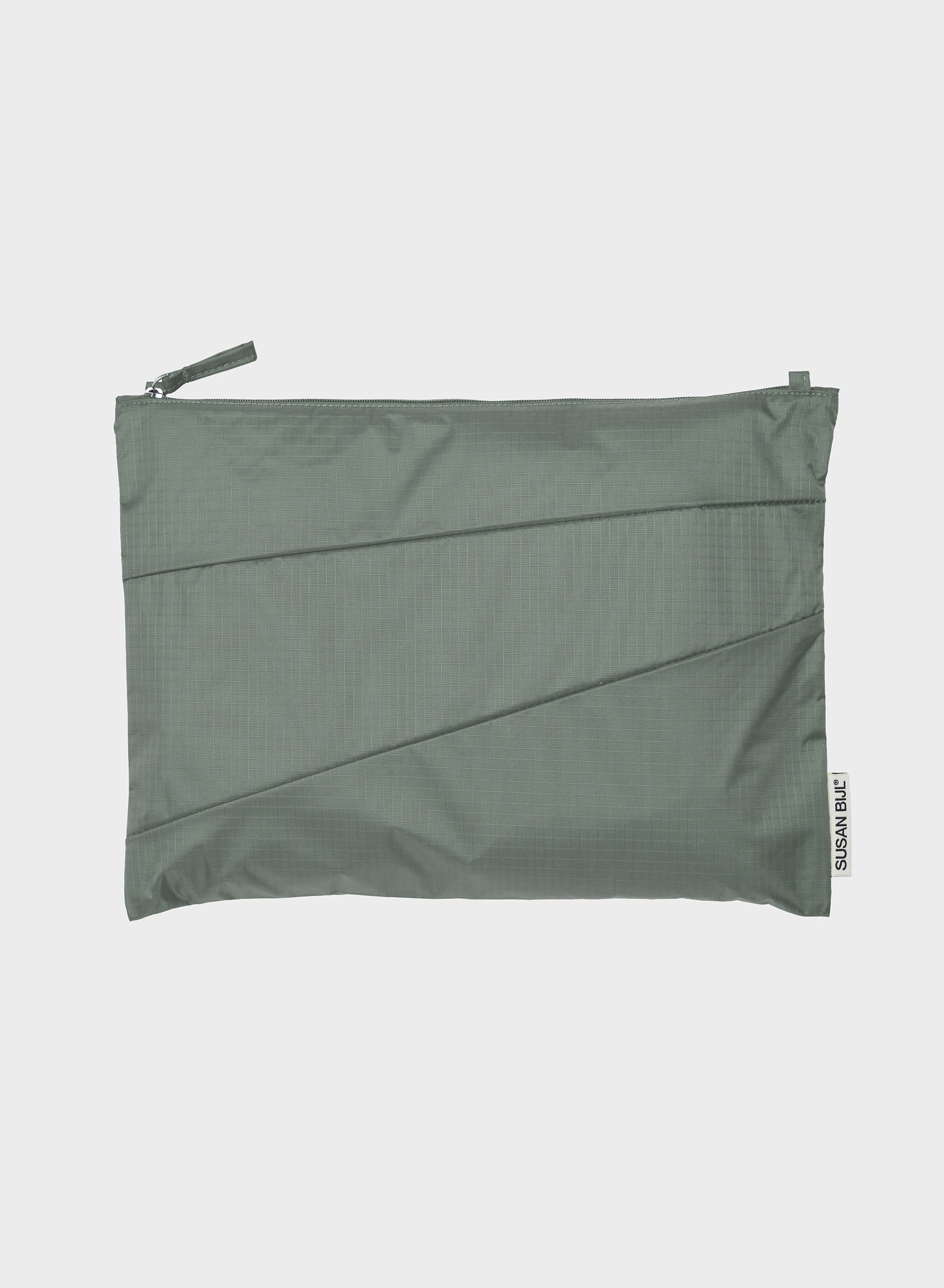 The New Pouch Grey Large