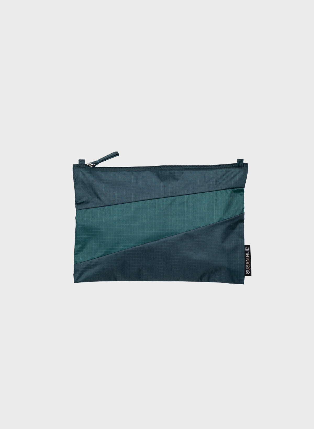 The New Pouch Tornado & Go Medium