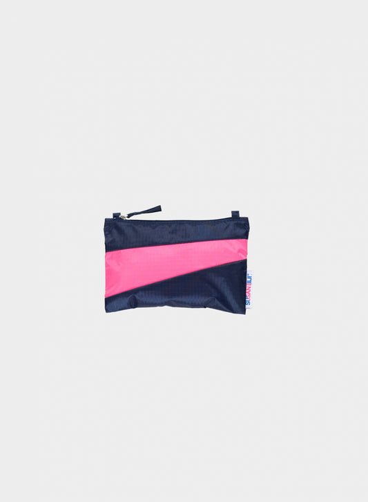 The New Pouch Navy & Fluo Pink Small