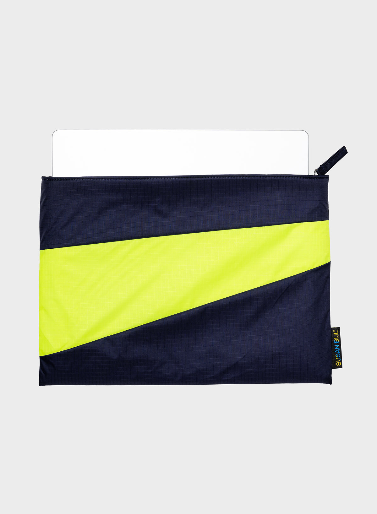 The New Protectable Water & Fluo Yellow 13-inch