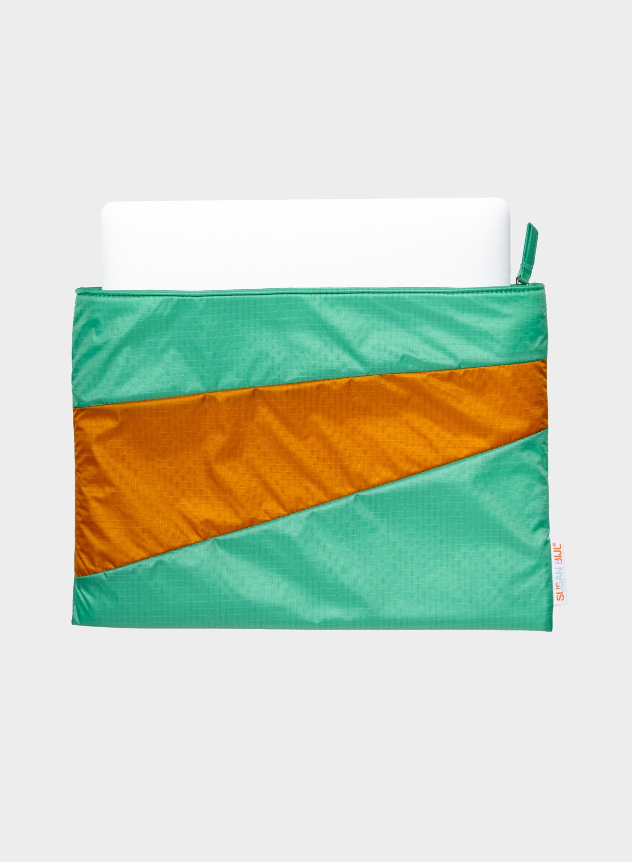 The New Protectable Holly Green & Ginger 13-inch