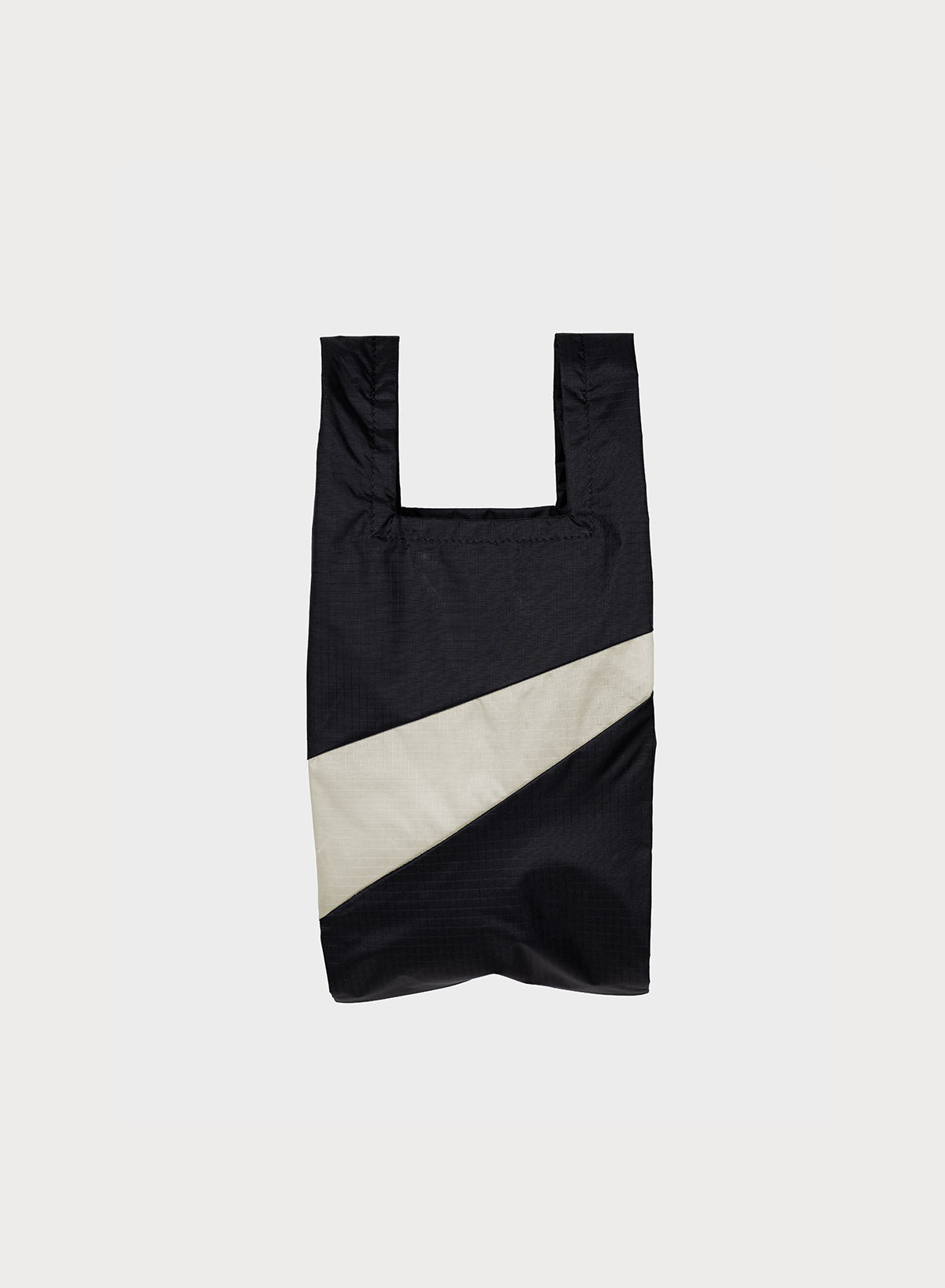 The New Shopping Bag Black & Cloud Small