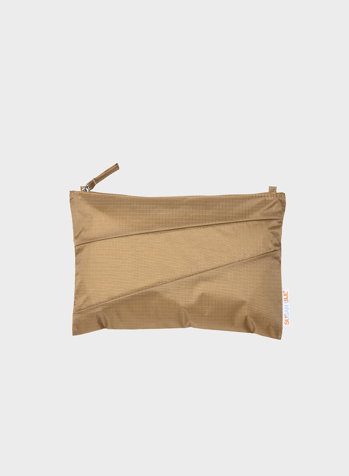 The New Pouch Mono Camel Medium
