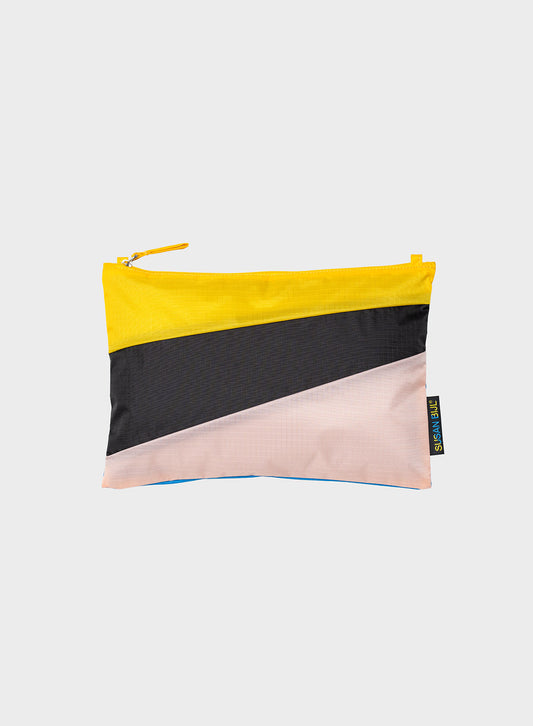 The New Pouch Multi Black Medium