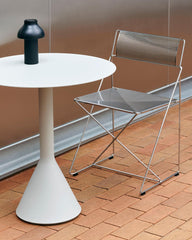 Palissade Cone Table Round 70, Cream White - HAY