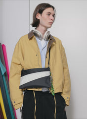 The New Pouch Black & Cloud Medium