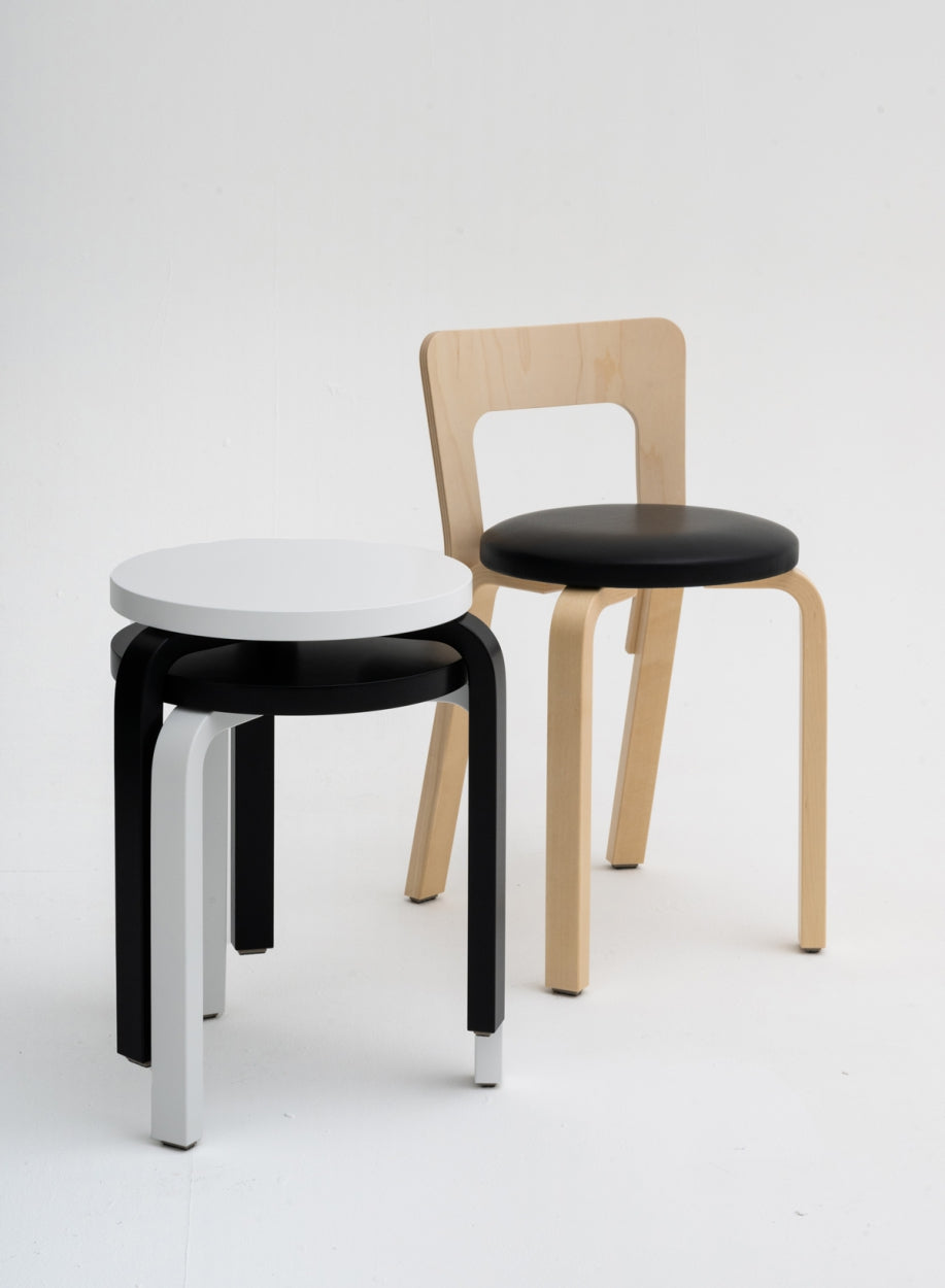 Chair 65, legs birch, seat black - Artek