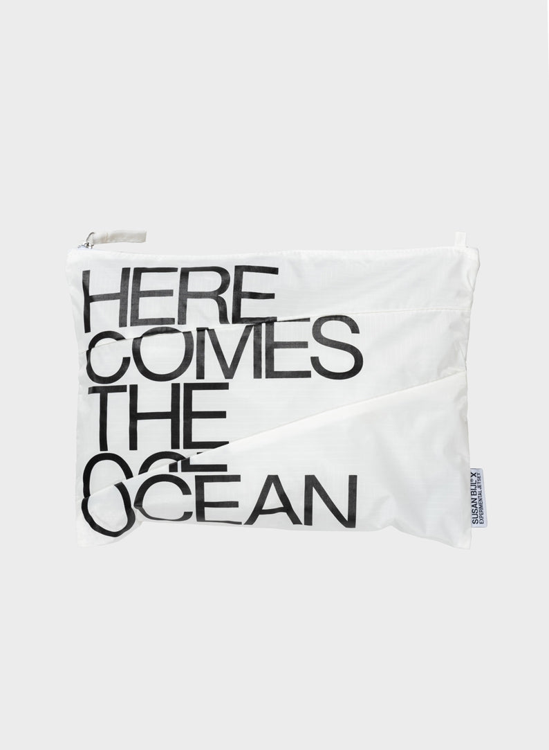 The New Pouch Ocean White Large
