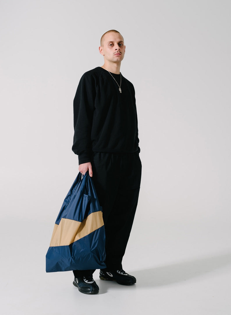 The New Shopping Bag Navy & Camel LARGE