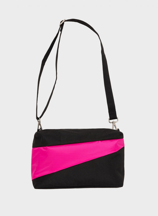 The New Bum Bag Black & Pretty Pink Medium